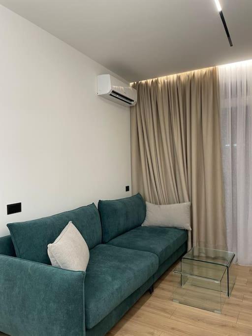 Angry Architects Apartment01 Tiranë Ngoại thất bức ảnh